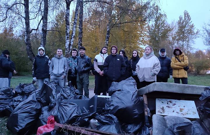Субботник с Молодёжным центром