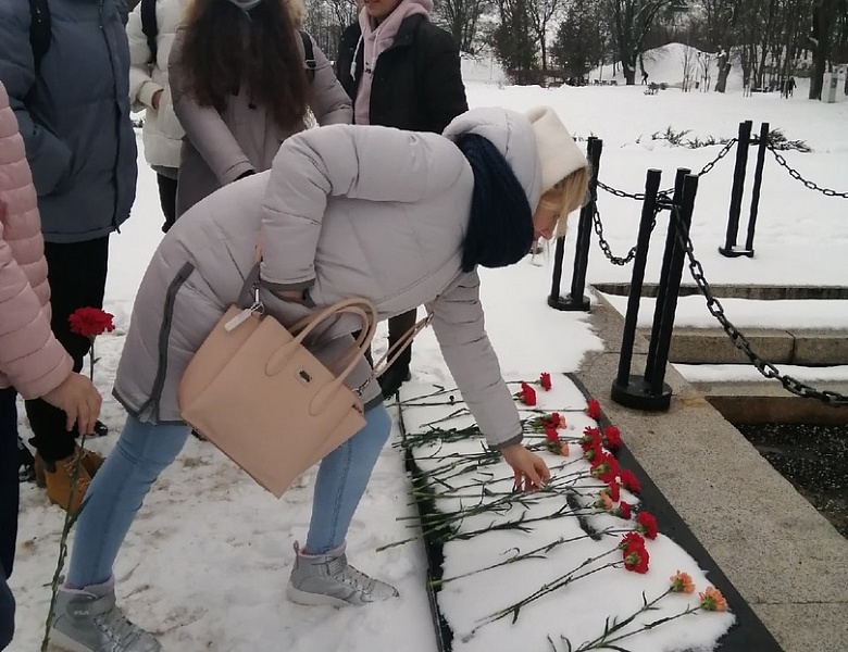 Памяти павших