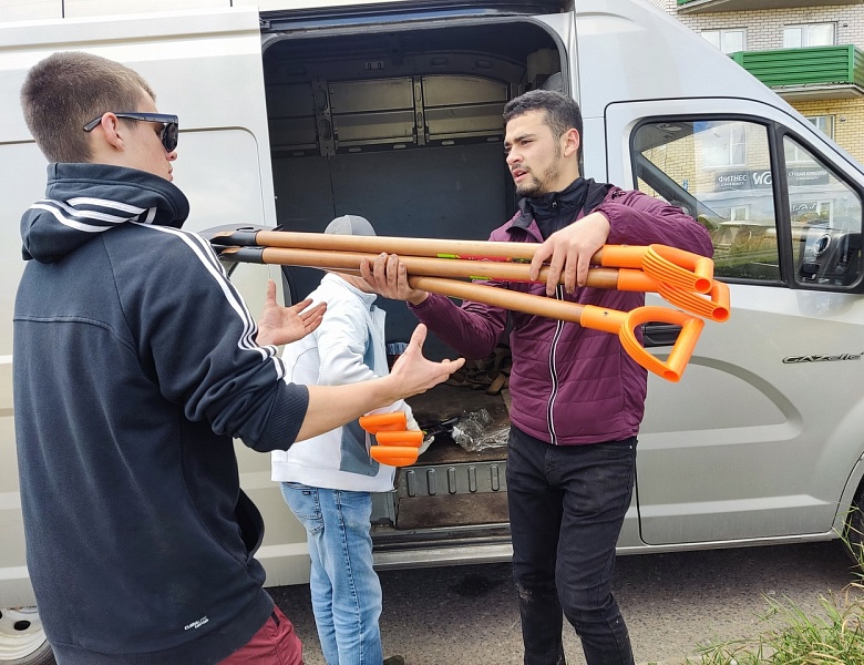 Посадка дубовой аллеи