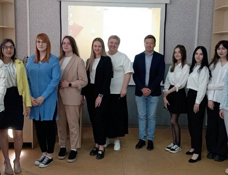 Поздравляем с защитой выпускных работ!