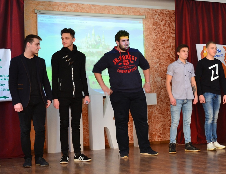 Не перевелись богатыри на земле русской