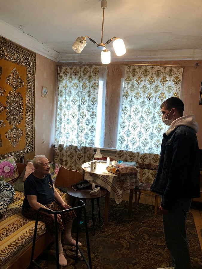 С днем пожилого человека!