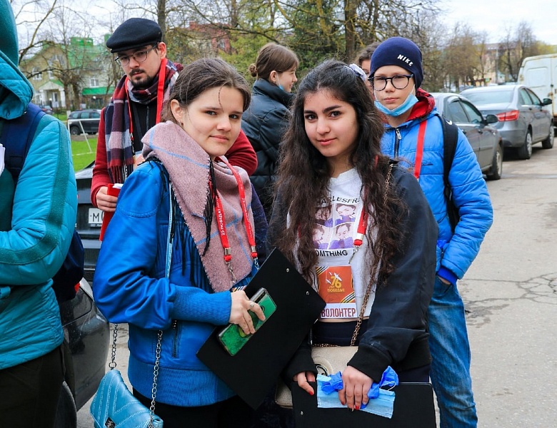 Волонтеры в День Победы