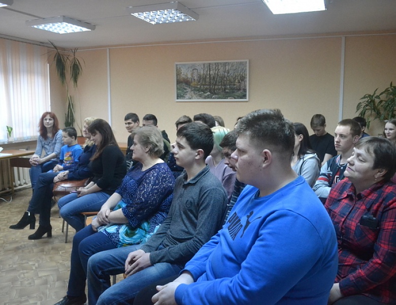 Писатели и поэты рядом