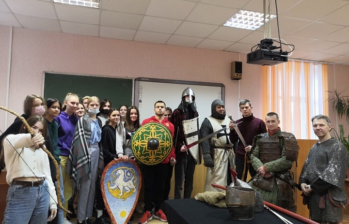 Урок-реконструкция