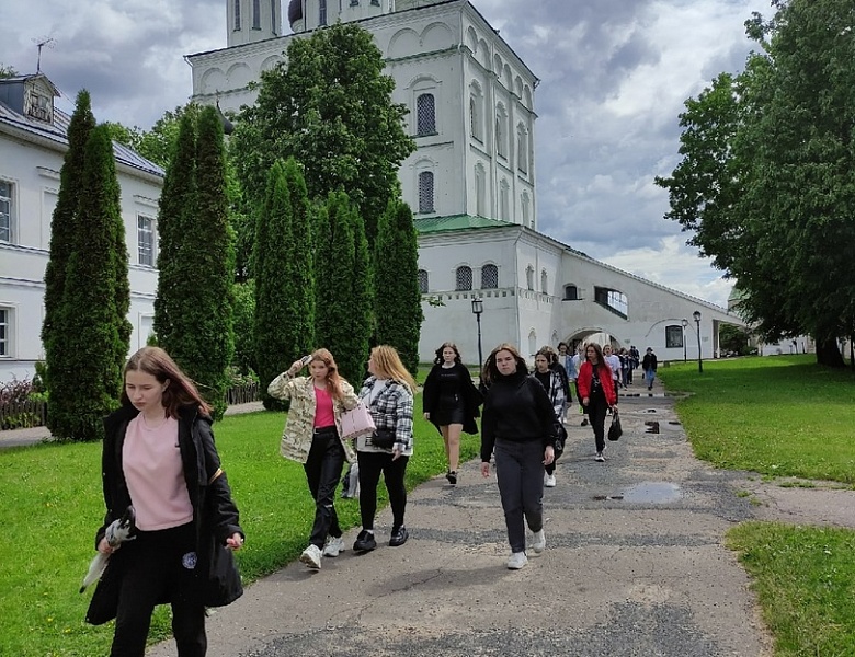 Экскурсия в Псковский Кремль