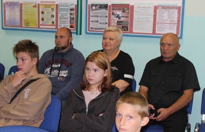 Посетили Центр социальной реабилитации