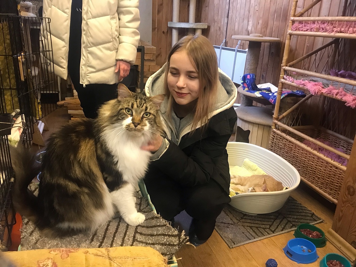 Здесь есть, кому помочь