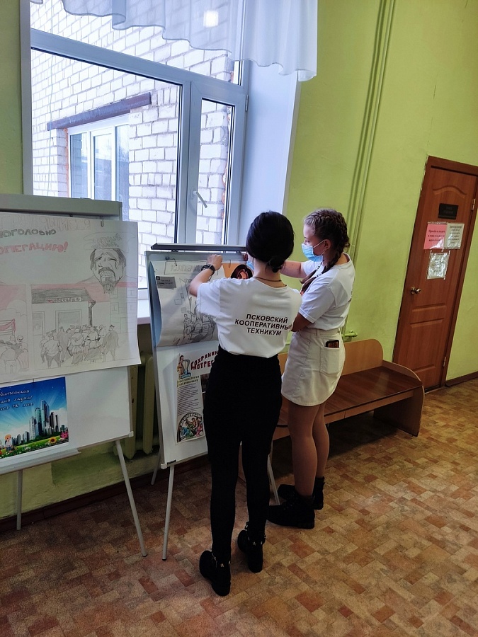 Итоги выставки плакатов к 190-летию кооперации