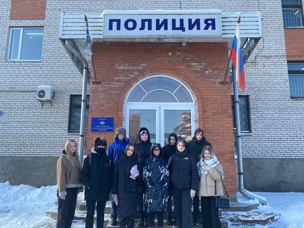Экскурсия в Комнату истории псковской полиции