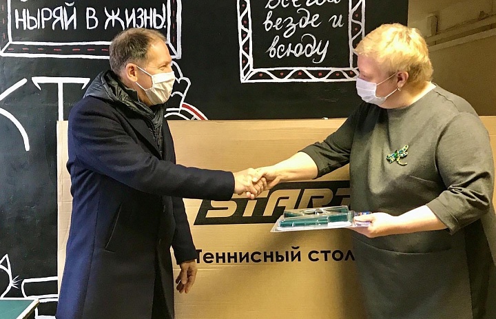 Новый теннисный стол