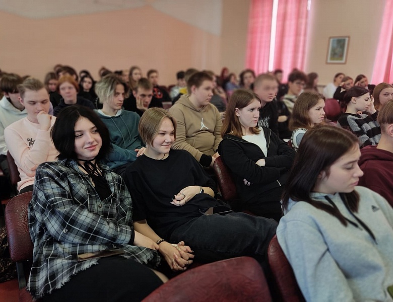 "Сообщи, где торгуют смертью!"