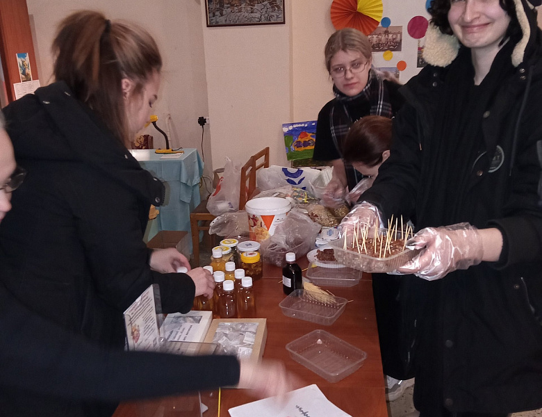 «Поможем фронту вместе»