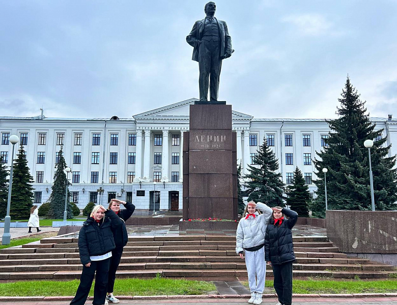 Квест "Мир! Труд! Май!"